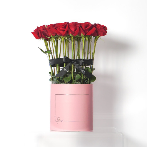 Sasi - Pink box contain red roses  Height 50  Width 33