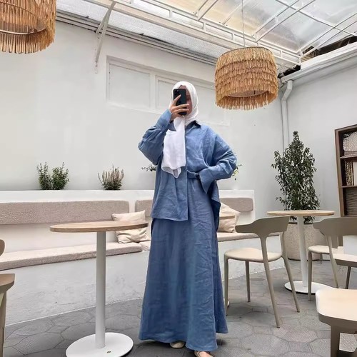 TWO PIECE MUSLIM WOMEM'S CLOTHE / WD-0036 - COLOR ROYAL BLUE TWO PIECE MUSLIM WOMEN'S CLOTHE LONG SLEEVE AND LONG SKIRT