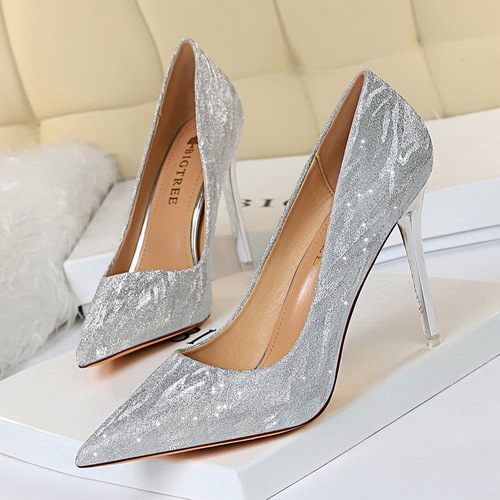 STILLETO HIGH HEELS SHOES / WS-0034 - Stiletto high heels shallow mouth pointed toe sequined Color : 1829-1 Silver Size : 39