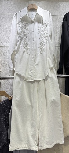 COLOR WHITE 2 PIECE LINEN LONG SLEEVE SHIRT AND TROUSER / WD-0138 - COLOR WHITE SIZE LARGE 2 PIECE LINEN LONG SLEEVE SHIRT AND TROUSER