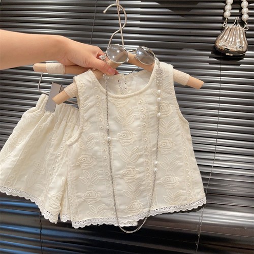 COLOR BEIGE FLOWER EMBROIDERY TWO PIECE TOP AND SHORT / BB-0226 - COLOR BEIGE FLOWER EMBROIDERY TWO PIECE TOP AND SHORT