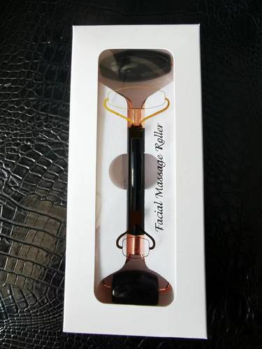 FACIAL DOUBLE-HEAD JADE ROLLER / MU-0056 - Color: Black