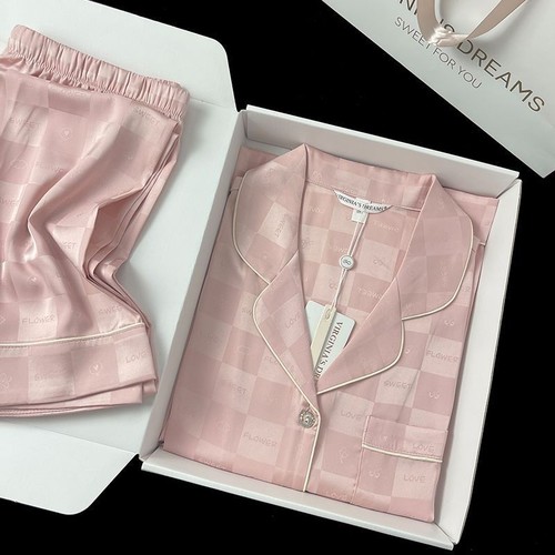 TWO PIECE SET SILK LONG SLEEVE AND PAJAMA / WD-0157 - TWO PIECE SET SIZE LARGE SILK LONG SLEEVE AND PAJAMA