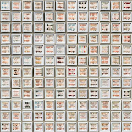 NAIL STICKERS / MU-0090 - Color : Hundreds of non-repetitive mixed batches (white floating box packaging)