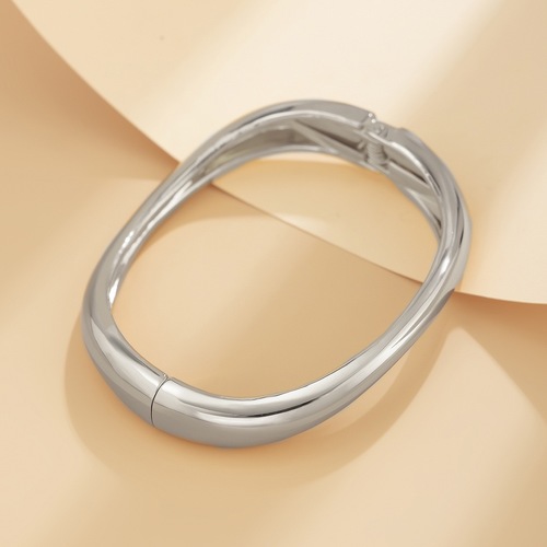 BRACELET FOR WOMEN / WA-0089 - Trend metal glossy bracelet Color : Silver 2 362430