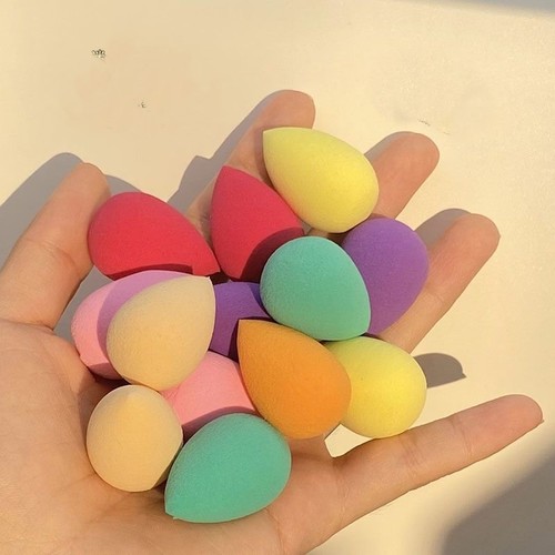 MINI MAKE-UP SPONGE / MU-0112 - Specifications : Mixed colors 2*3cm mini sponge