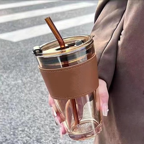 GLASS CUP WITH STRAW AND LEATHER CASE / KN-0165 - COLOR BROWN CAPACITY 450ML