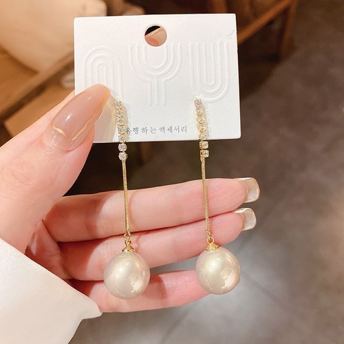 WOMEN'S FASHION EARRINGS / WA-0104 - PEARL DANGLING