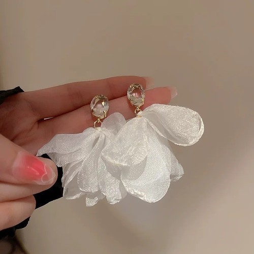 WOMEN'S FASHION EARRINGS / WA-0105 - COLOR WHITE FLOWER