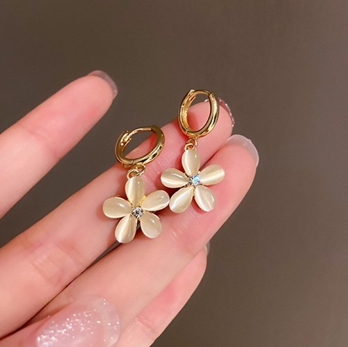 WOMEN'S FASHION EARRINGS / WA-0111 - COLOR GOLD PLATED