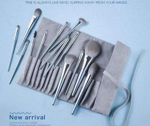 MAKE-UP BRUSH SET / MU-0166 - SPECIFICATIONS: 14 BARE BRUSH + INSERT BAG