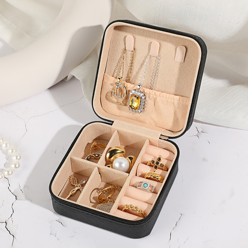 MINI PORTABLE JEWELRY BOX / WA-0306 - COLOR: BLACK SIZE: 10*10*5CM