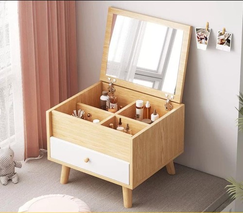 تسريحة صغيره / FR-0035 / F174A - مع مرآة مع التركيب

تخزين المكياج