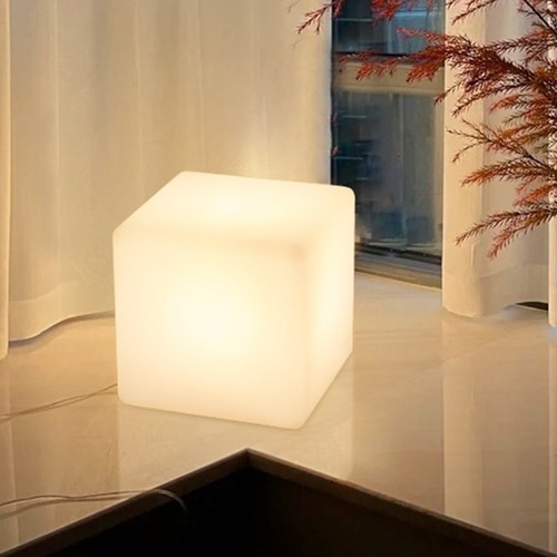 40CM LED LIT TABLE / FR-0053/S489 - Accessories : USB CORD AND REMOTE