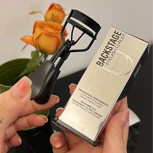 EYELASH CURLER / MU-0311/S288 - Color black