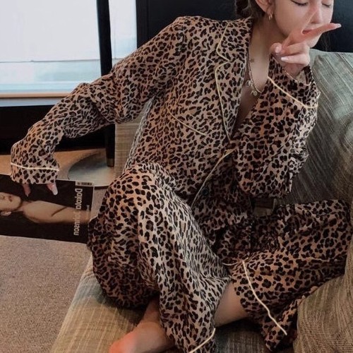WOMEN'S PAJAMA SET / LEOPARD U338 - Design : leopard print