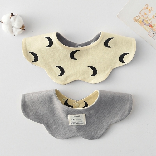 DOUBLE SIDED BABY BIB - PURE COTTON / CRESCENT MOON B05 - Pure cotton printed 360 rotating baby feeding bib.