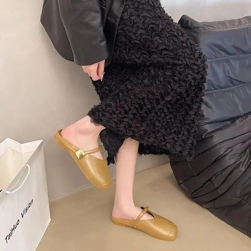 TAN FLAT SANDALS - S263 - CLOSED-TOE FLAT SANDALS