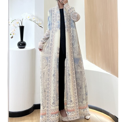 LOOSE PLEATED CARDIGAN / U246B - Printed long sleeve loose pleated cardigan