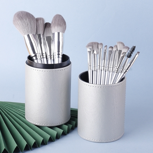 14 MAKE-UP BRUSH SET WITH STORAGE BUCKET U82B - MAKE-UP BRUSH SET WITH STORAGE BUCKET