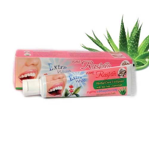 RASYAN HERBAL CLOVE TOOTHPASTE WITH ALOE VERA & GUAVA LEAF 100G - Herbal Clove Toothpaste helps to eliminate limestone from cigarette, tea, coffee and whitening teeth. Reduced to have hypertensive tooth and anti bacteria. You have fresh breath for a longtime.