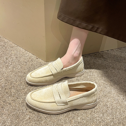 WOMEN'S FLAT SHOES / CREAM U245 - Color: cream