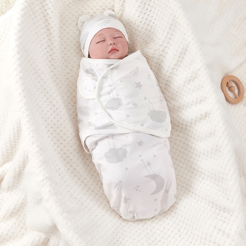 SWADDLE BLANKET TWO-PIECE / WHITE CLOUD U225 - Swaddle blanket for newborn baby Print: gray cloud