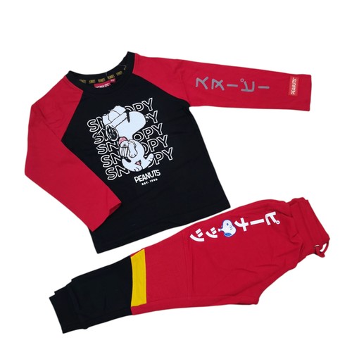 SNOOPY PAJAMA SET - AW21LLP1/AW21LLP5 - Design/print : snoopy embroidery / peanuts text Color: black torso with red sleeves