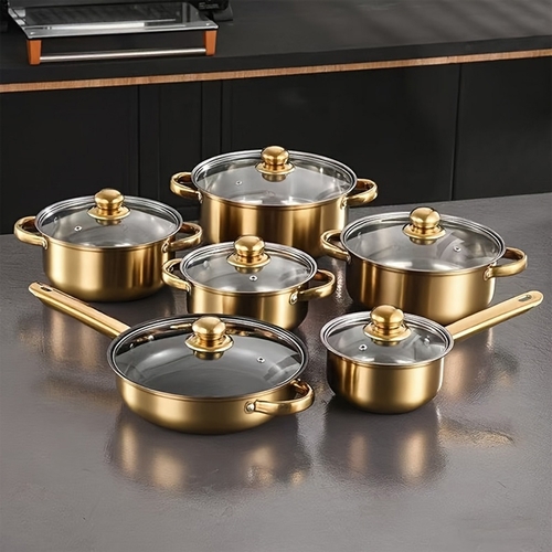 STAINLESS STEEL POT AND PAN SET / GOLD S844 - SIX-PIECE STAINLESS STEEL COOKWARE SET.