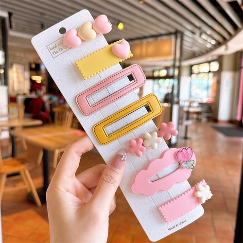 7 PIECES HAIRPINS / S22D - 7PCS IN 1 PACK-ASSORTED DESIGN