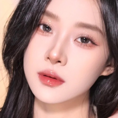 FISHTAIL FAKE EYELASHES - U490B - Beautiful eyelashes-lightweight, soft and comfortable.&nbsp; Qty:120clusters / 10rows