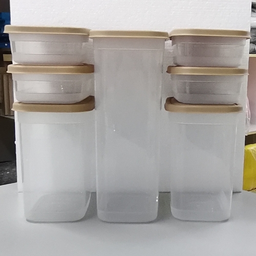 7-PIECE  FRESHLIFE FOOD STORAGE BOX BO427 - 4pc 0.6L 2pcs 2L 1pc 3.3L