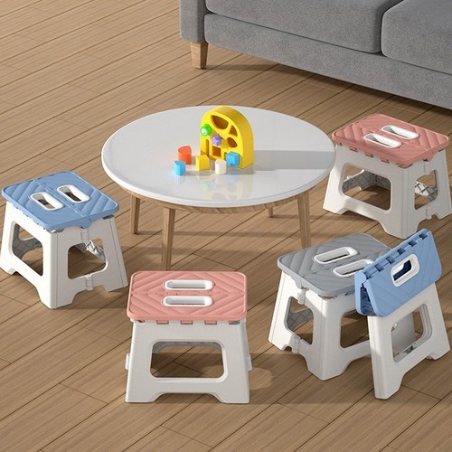 SMALL PORTABLE STOOL 22.5X18CMX19CM S472 - Portable folding stool 22.5X18CMX19CM