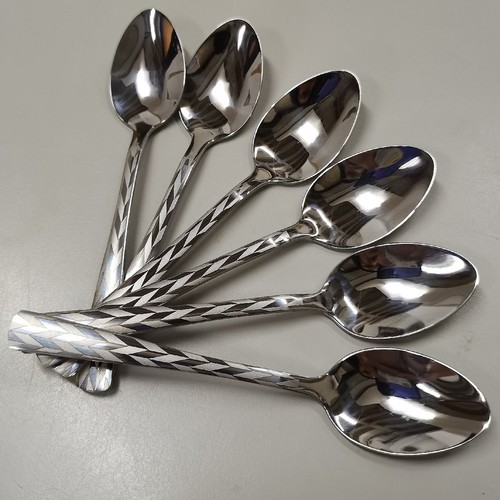 6-PIECE STAINLESS STEEL DESSERT SPOON BO515 - Height : 12cm Material : stainless steel