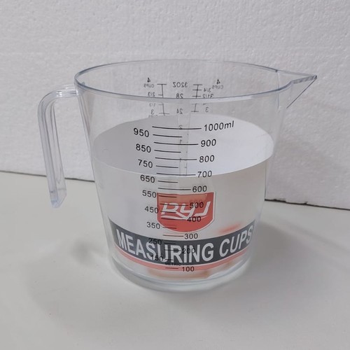 32oz MEASURING CUP BO543