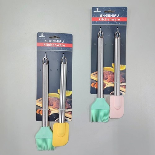 SHESHIFU SILICONE KITCHEN UTENSIL SET BO872 - Basting brush + spatula Material : heat-resistant silicone tips with sturdy stainless steel handles.