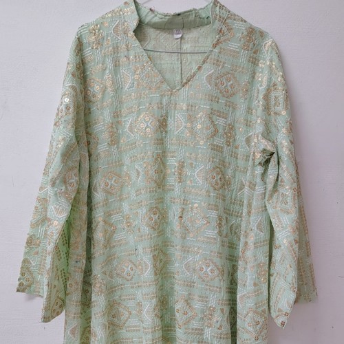 GREEN EMBROIDERED DRA'AH DR045