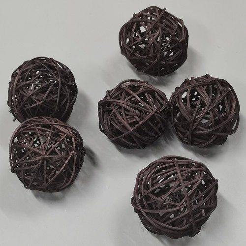 6-PIECE 7CM NATURAL WICKER RATTAN DECORATIVE BALLS BO963 - Usage : Ideal for home decor, wedding parties, or aromatherapy accessories.