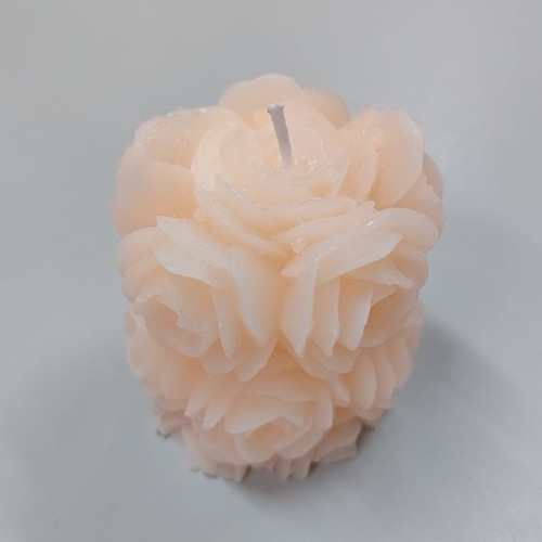DECORATIVE SCENTED ROSE-SHAPED PILLAR CANDLE 8cm BO994