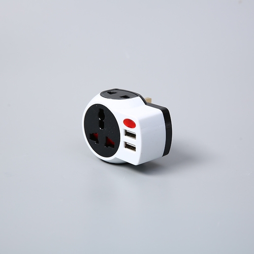 محول طاقة السفر العالمي BO1225 - نوع القابس: قابس ثلاثي الدبابيس (النوع G)
منفذين USB مزدوج: يتضمن منفذي شحن USB لشحن الهواتف الذكية أو الطاولات دون الحاجة إلى قطع جدران إضافية.&nbsp;
المواصفات الكهربائية: 250 فولت كحد أقصى: 13 أمبير 50/60 هرتز