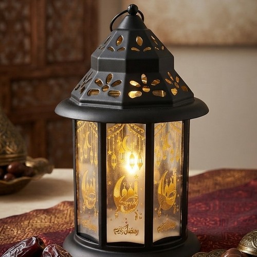 فانوس LED مزخرف بحجم 19X19X35CM BO724