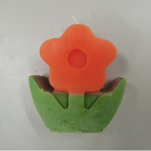 شمعة معطرة على شكل زهرة 8 سم BO1001