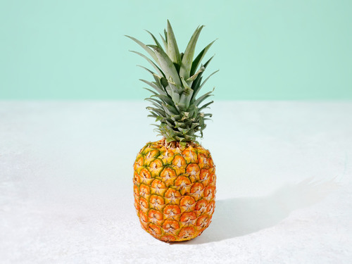 Thai sweet Pineapple - price per piece