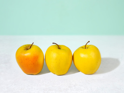 Yellow Apple - France - price per KG