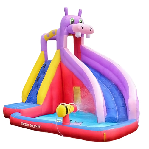 Bouncy hippopotamus - This hippo-themed water bouncer features two smooth curved water slides, one climbing wall and a large splash pool with water cannon. Meanwhile, sprinklers at the top of the slide will emit a steady spray of water to keep the slides wet. DURABLE MATERIALS AND SAFE DESIGN: Made of heavy-duty puncture-resistant 300D oxford, this inflatable waterslide can be used for a long time. Moreover, the climbing areas are made of unusual materials. In addition, the top of the slide is surrounded by higher walls to protect your children.. ENJOY THE WATER FUN: Exciting climbing wall and slippery slide to enjoy a refreshing dip in the pool. This inflatable bouncy bouncer is perfect for kids 3-8 years old Size: 400 x 300 x 265 cm