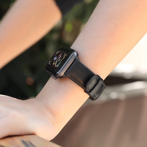 Leather with silicone