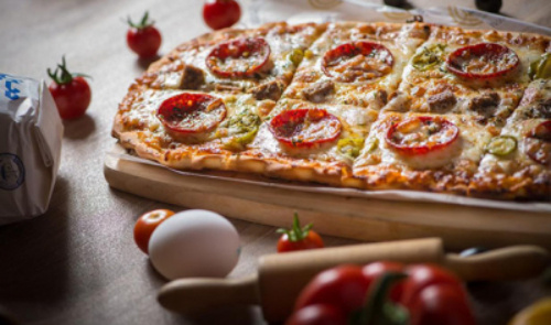 Large Furno Pizza - Our furno sauce with mozarella, pepperoni, burge, Jalapeno

Preparation time 12 minutes