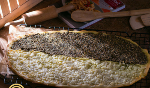 Mashroha Half & half - Half Zaatar and half fine cheese try it mixed.
Preparation time 12 minutes