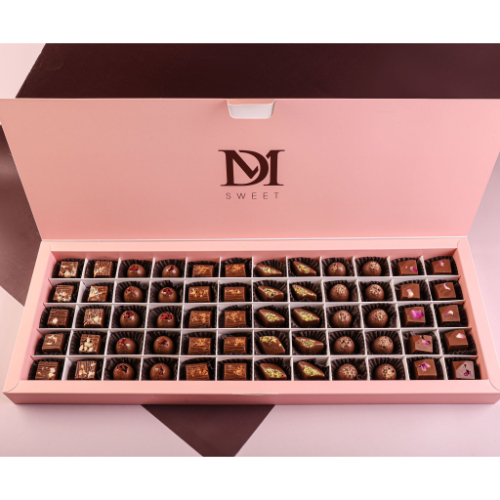 Occasions Box - 60 pieces of luxury Belgian chocolate Beautifully made of 6 fillings (Caramel / Lotus / Pistachio / Rocher / Hill / Ravello)