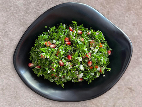 Quinoa Tabbouleh Salad سلطة تبولة الكينوا